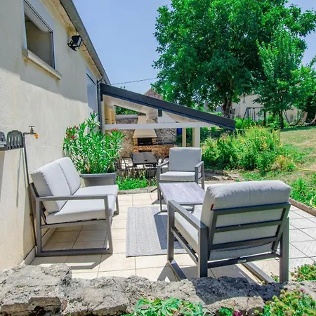 Les Farinettes بيت للعطل Arrelles